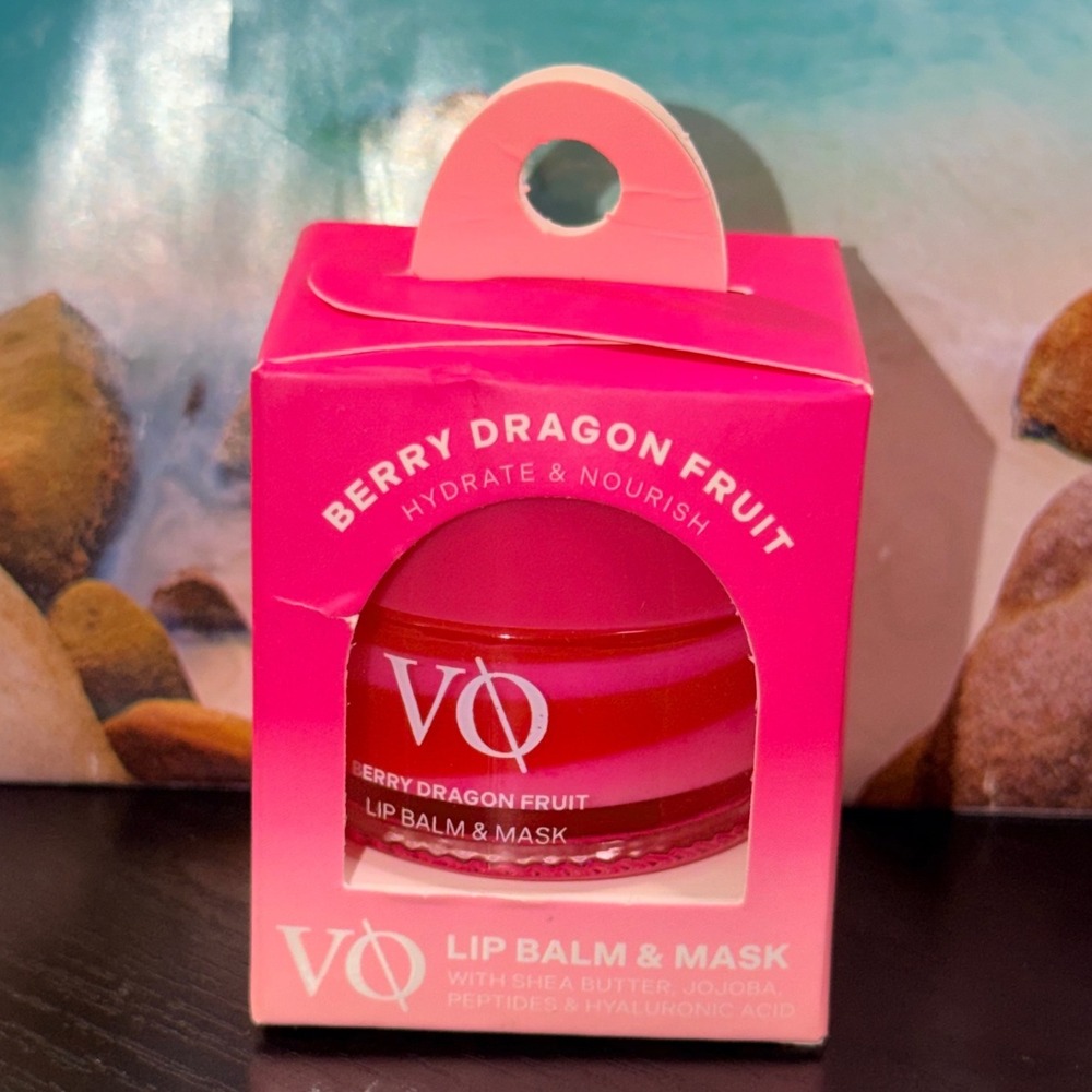 VQ Berry Dragon Fruit Lip Balm & Mask Shea Butter Jojoba Hyaluronic Acid New